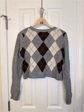 Gray Argyle Crop Women's Sweater - Cozy Knit Pullover